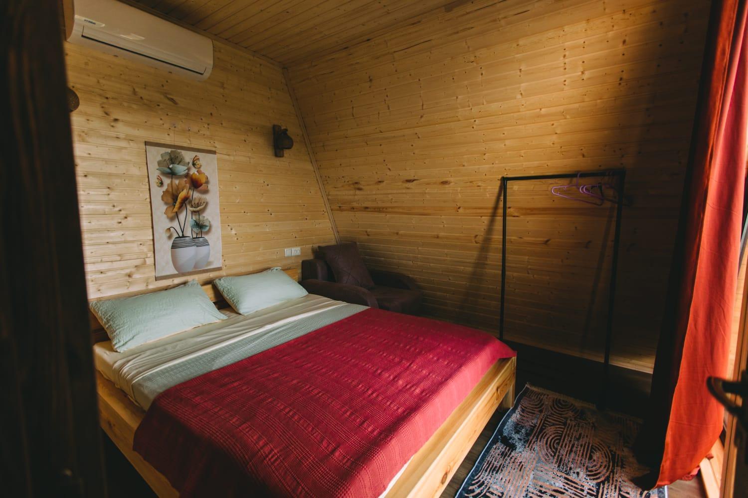 Sataplia Chalet *