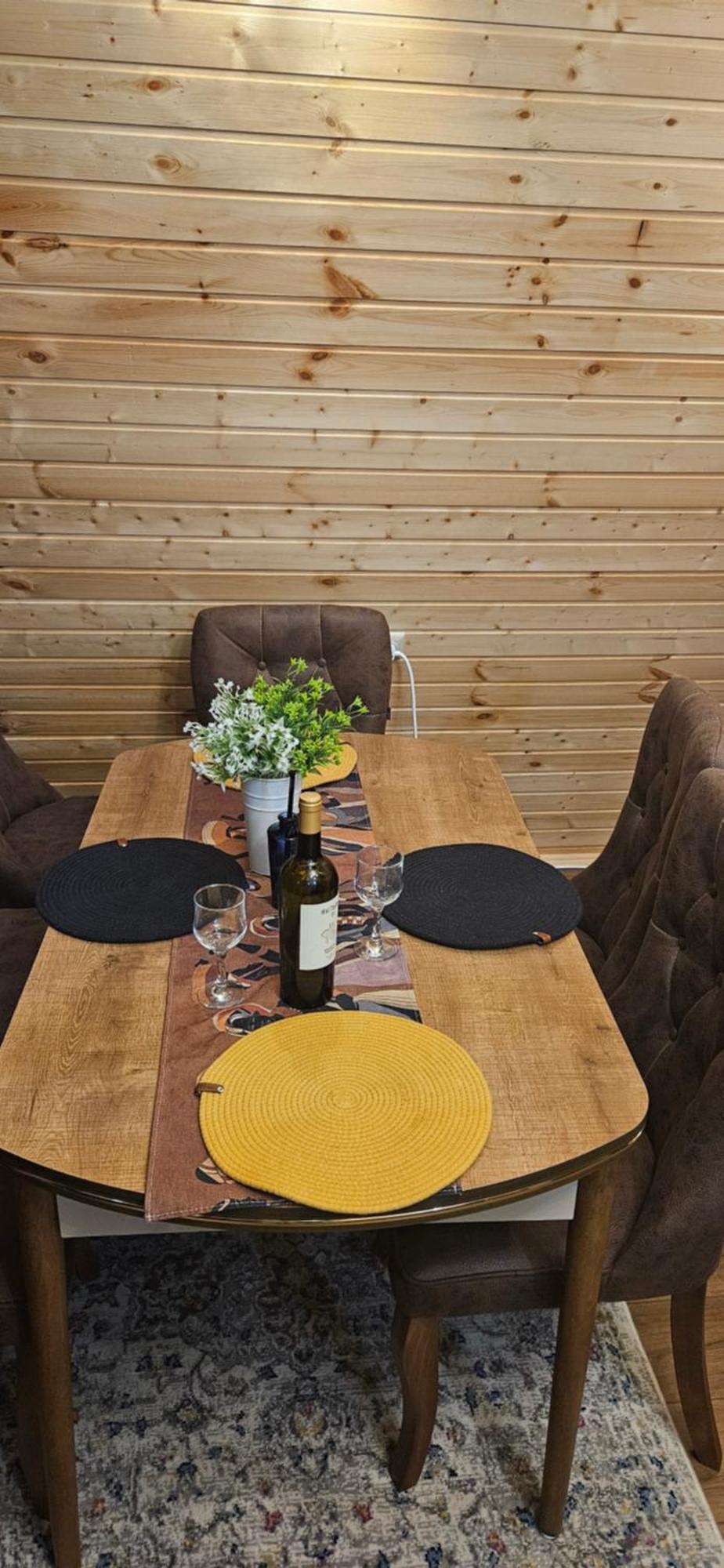 Sataplia Chalet